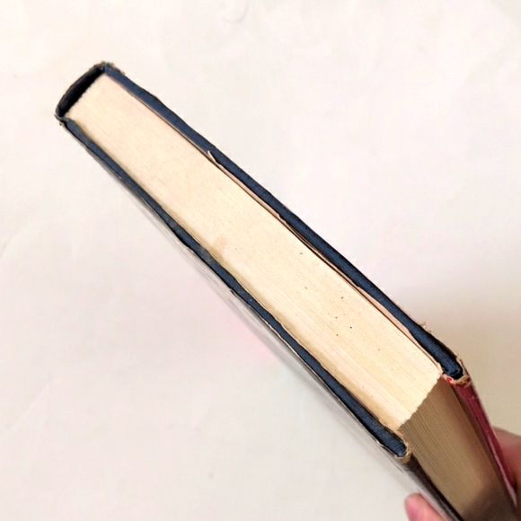 Pilot Error: A Professional Study of Contributory Factors - 1976 - Picture 4 of 16